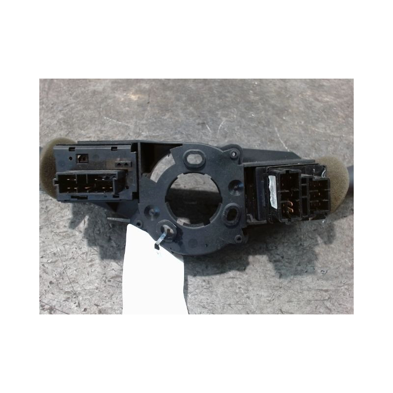 BLOC COMMODOS CITROEN SAXO 99-