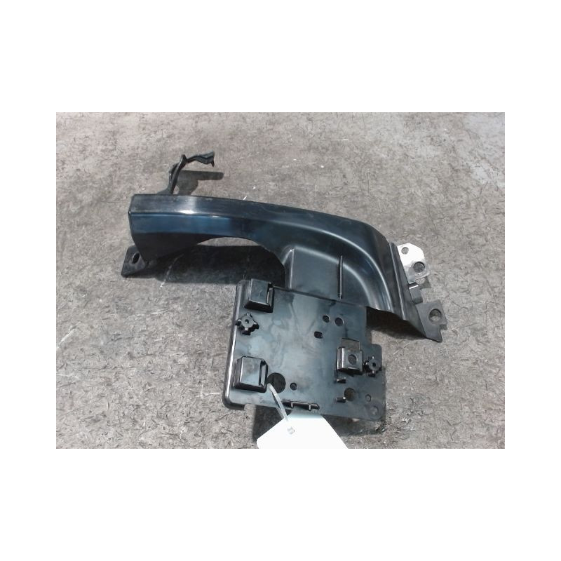 SUPPORT PARE-CHOC ARD LAND ROVER RR EVOQUE