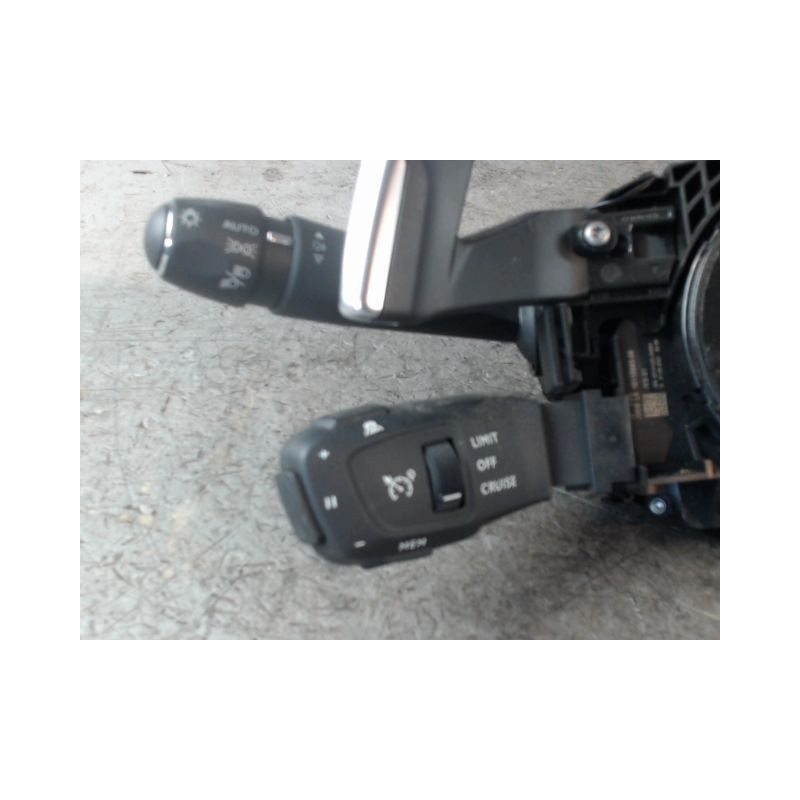 BLOC COMMODOS PEUGEOT 5008 2009-