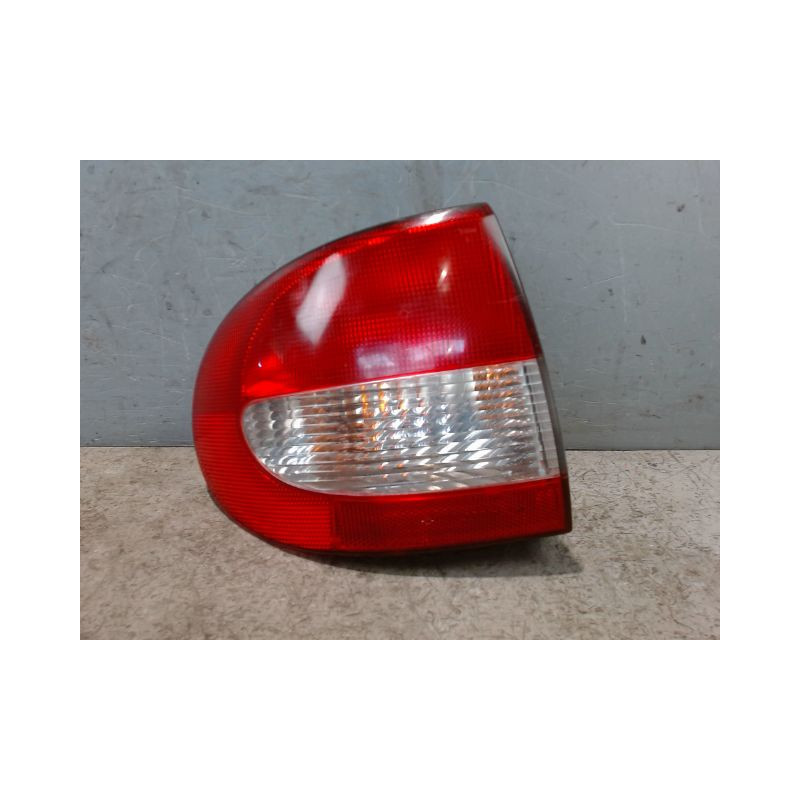FEU ARRIERE GAUCHE  RENAULT MEGANE  I CLASSIC PH2 99-02