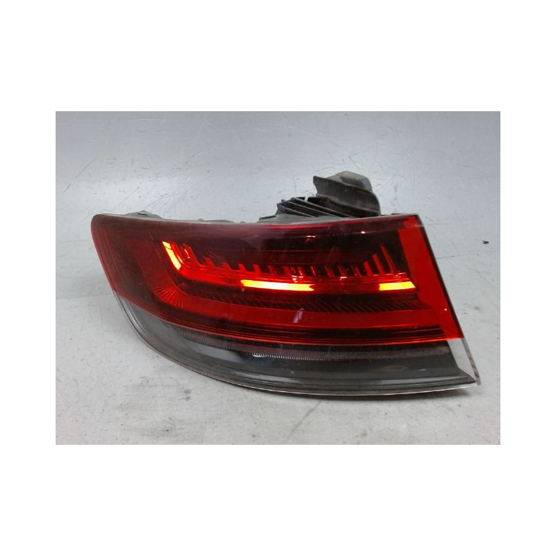 FEU ARRIERE GAUCHE  RENAULT MEGANE