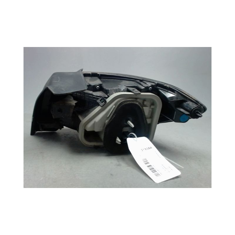 FEU ARRIERE GAUCHE  PEUGEOT 208