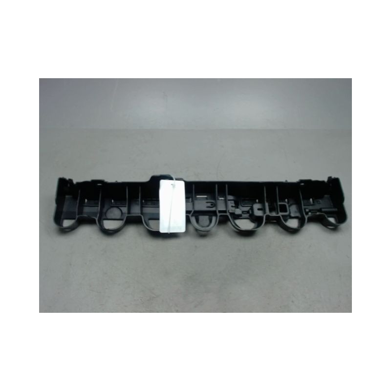 SUPPORT CENTRAL PARE-CHOC ARRIERE  RENAULT CLIO