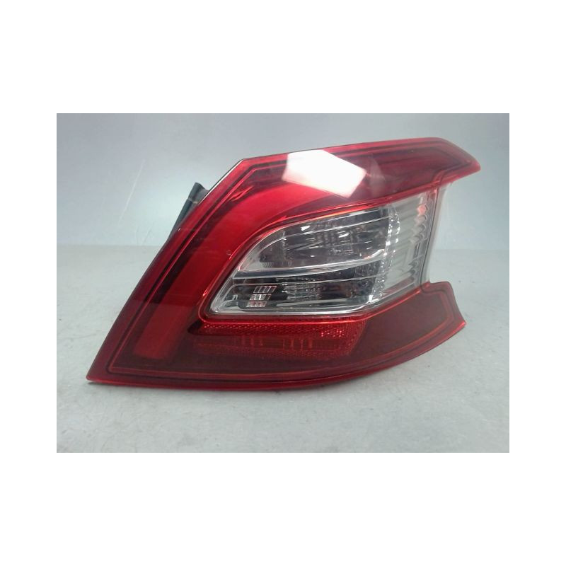 FEU ARRIERE DROIT PEUGEOT 308