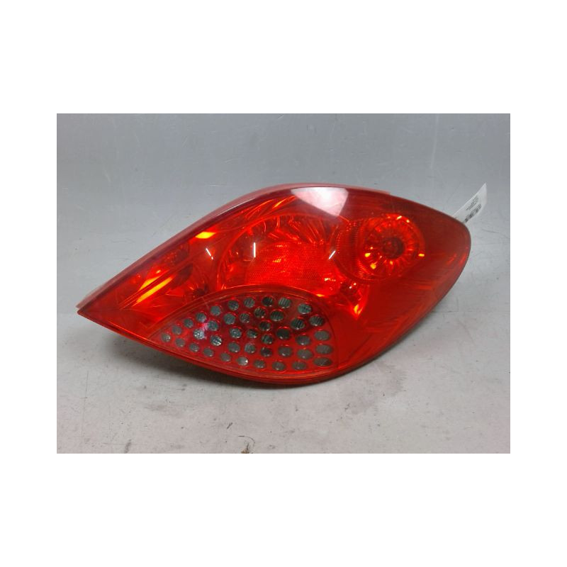 FEU ARRIERE DROIT PEUGEOT 207