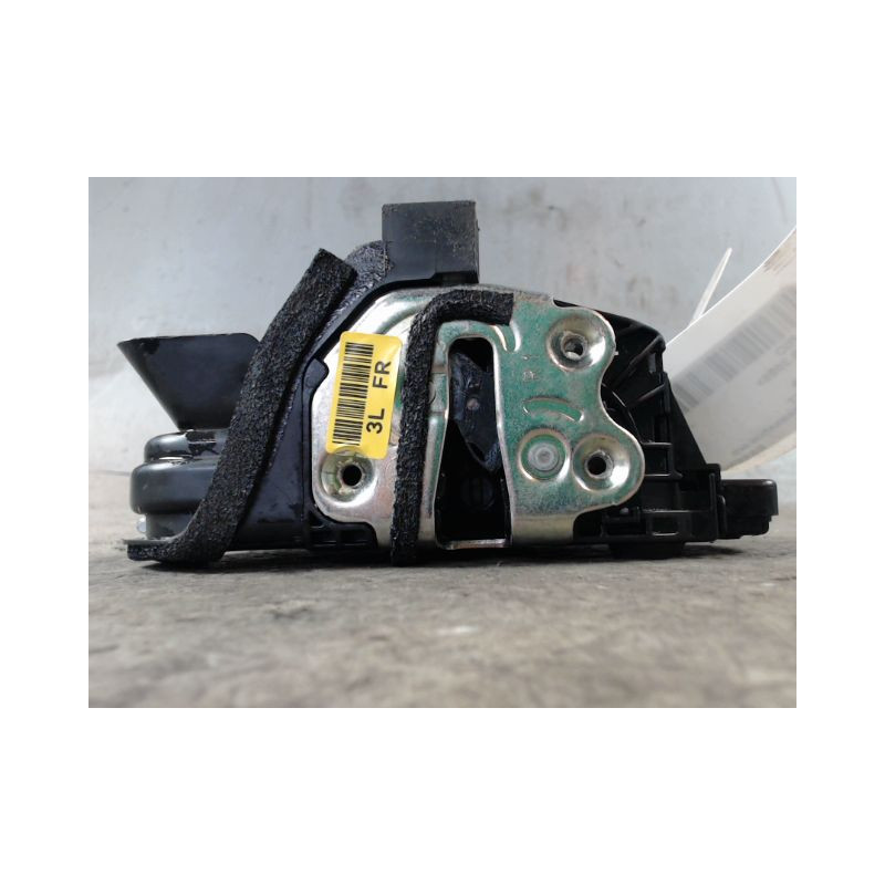 SYSTEME CONDAMNATION AVANT DROIT KIA RIO 2005-