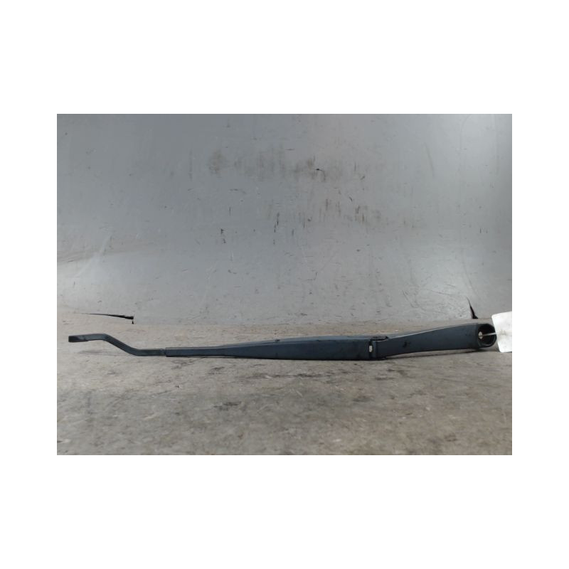 BRAS ESSUIE-GLACE AVANT GAUCHE KIA RIO 2005-