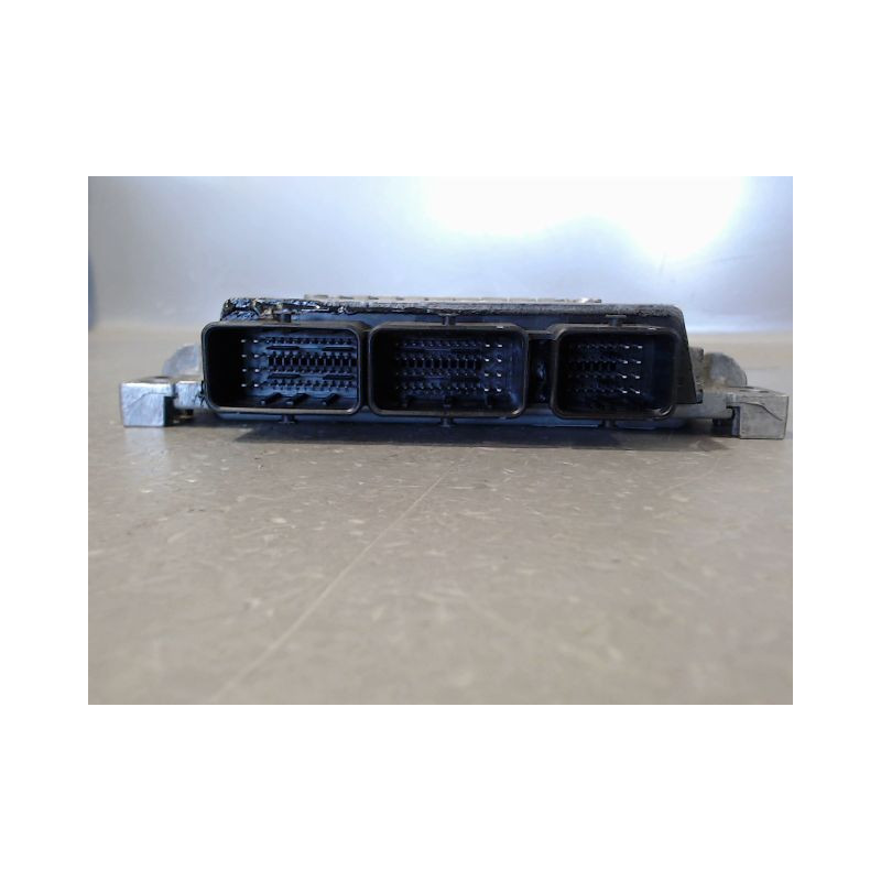 CALCULATEUR MOTEUR RENAULT MEGANE II PH 2 ESTATE 06-