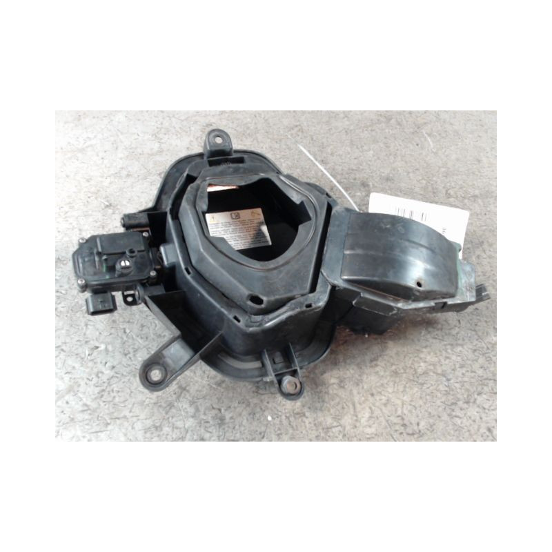 VOLET DE TRAPPE CHARGEMENT ELECTRIQUE RENAULT ZOE