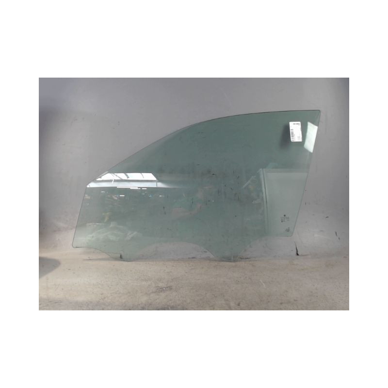 GLACE PORTE AVG SKODA KAMIQ