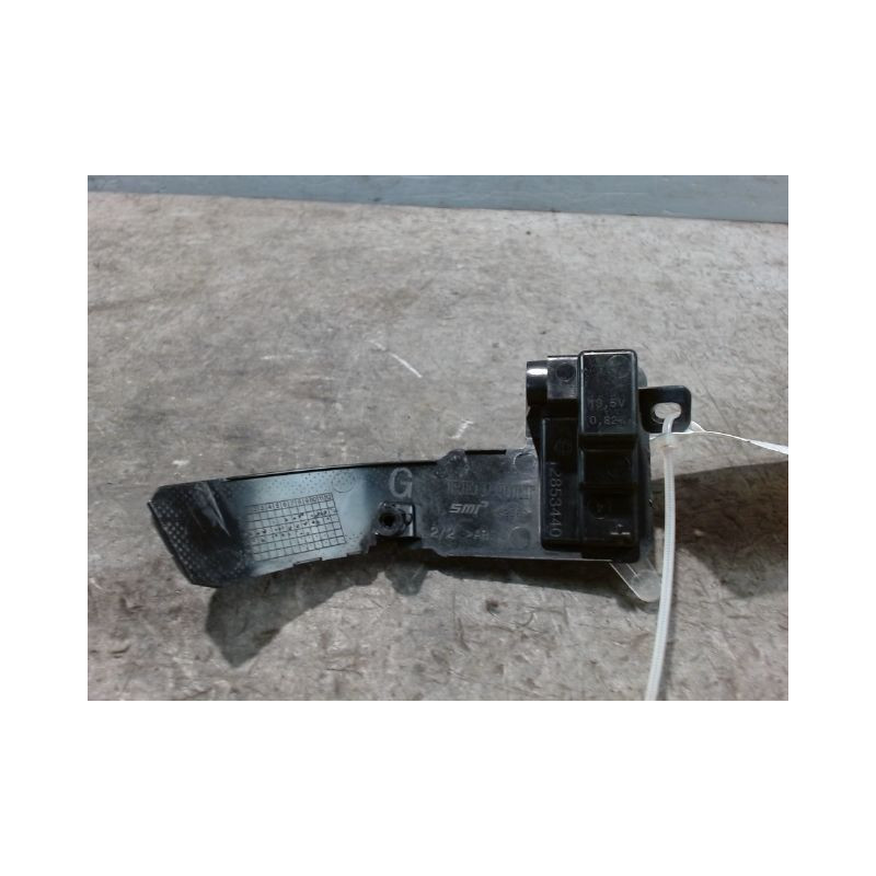 REPETITEUR RETROVISEUR GAUCHE RENAULT CLIO IV
