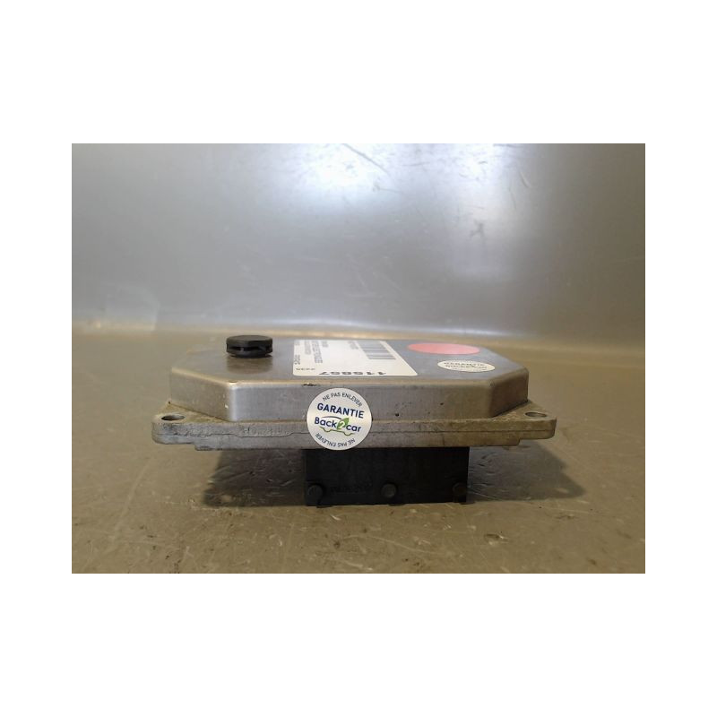 CALCULATEUR MOTEUR FIAT PUNTO