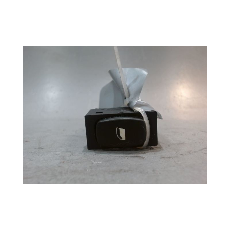 COMMANDE LEVE-GLACE PORTE AVD PEUGEOT 407