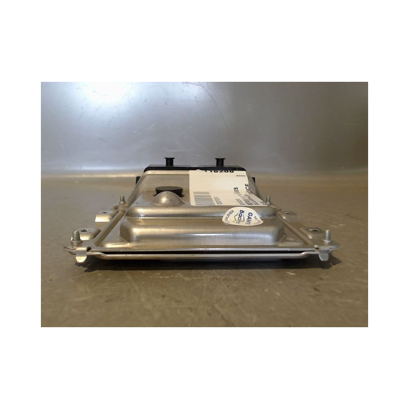CALCULATEUR MOTEUR FORD FIESTA