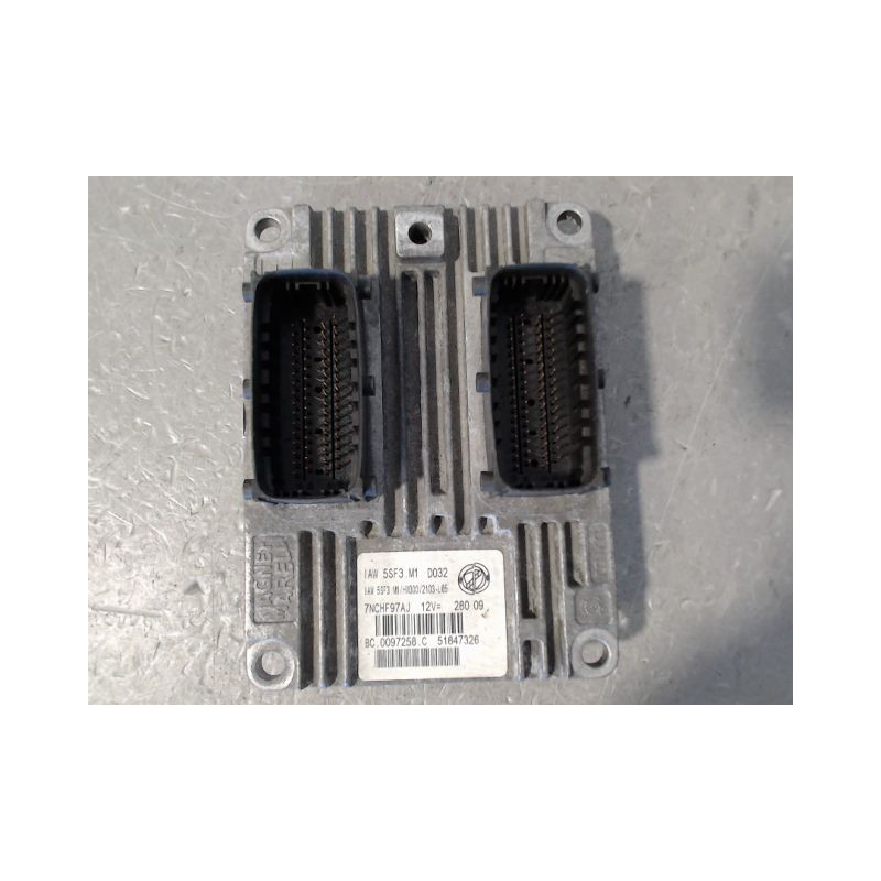 CALCULATEUR MOTEUR FIAT PUNTO