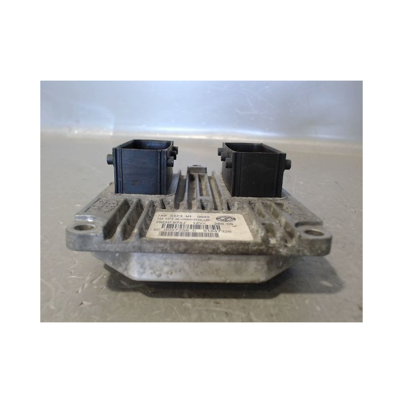 CALCULATEUR MOTEUR FIAT PUNTO