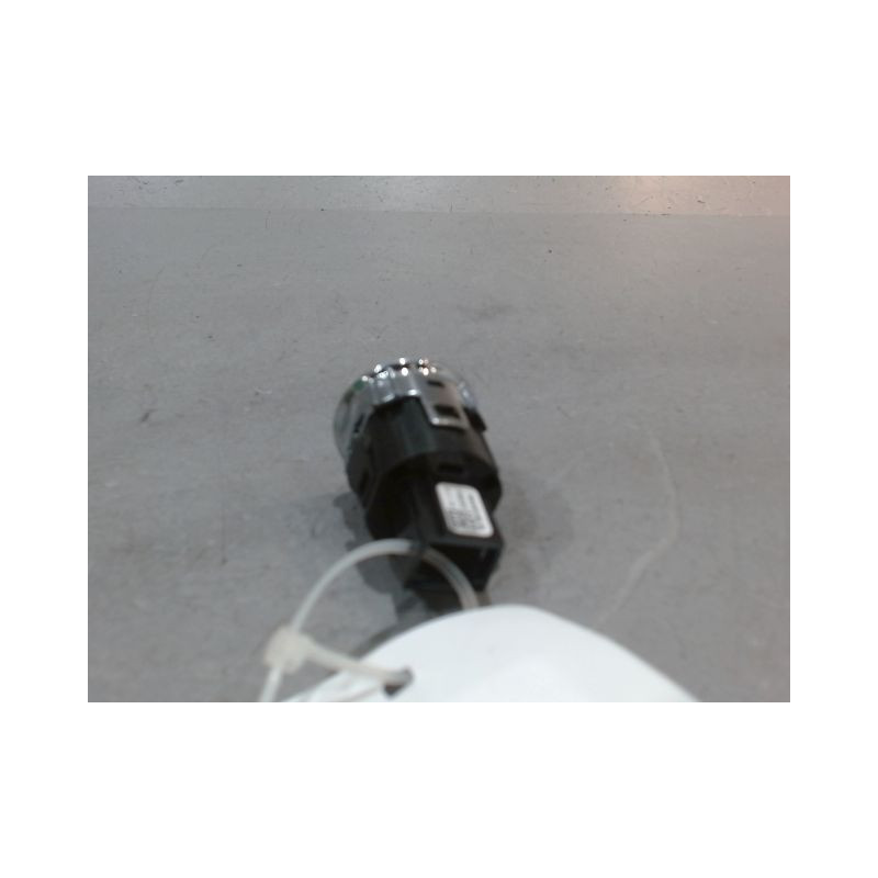 BOUTON DE DEMARRAGE CITROEN C4