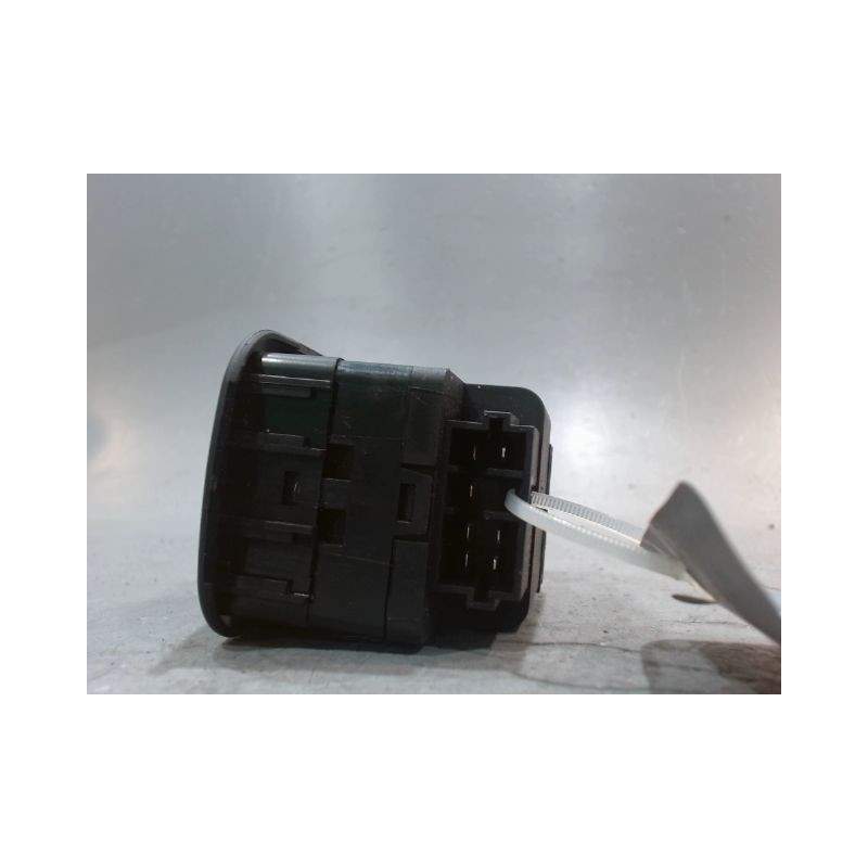 COMMANDE LEVE-GLACE PORTE AVG PEUGEOT 206