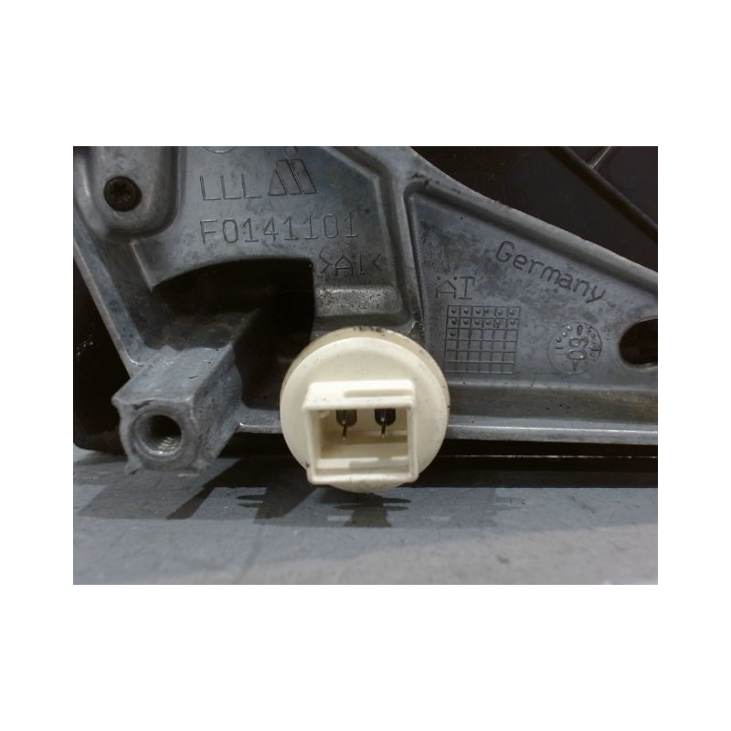 RETROVISEUR EXTERIEUR ELECTRIQUE GAUCHE B.M.W. SERIE 1