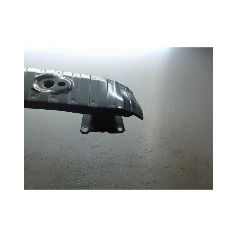 RENFORT PARE-CHOC ARRIERE  VOLVO S40