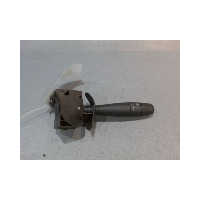 COMMANDE ESSUIE GLACE DACIA LOGAN