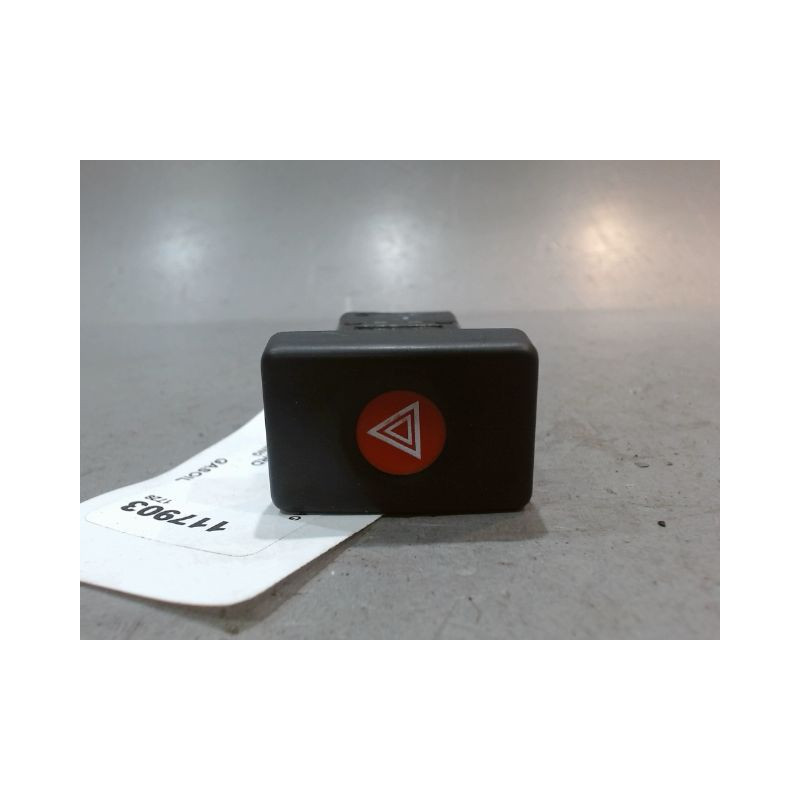 BOUTON DE WARNING DACIA LOGAN