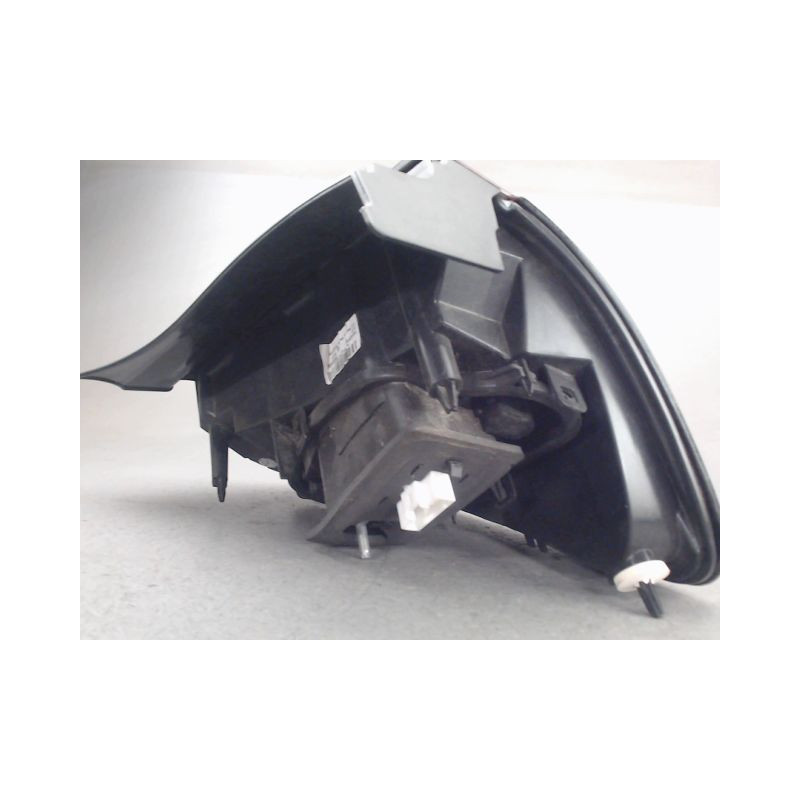 FEU ARRIERE GAUCHE  CITROEN C3