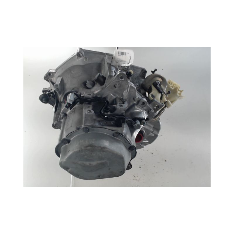 BOITE A VITESSE MECANIQUE PEUGEOT 208 1.6 HDi