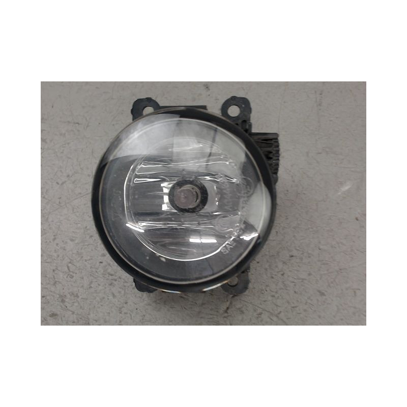 PHARE ANTIBROUILLARD AVANT DROIT LAND ROVER FREELAND.