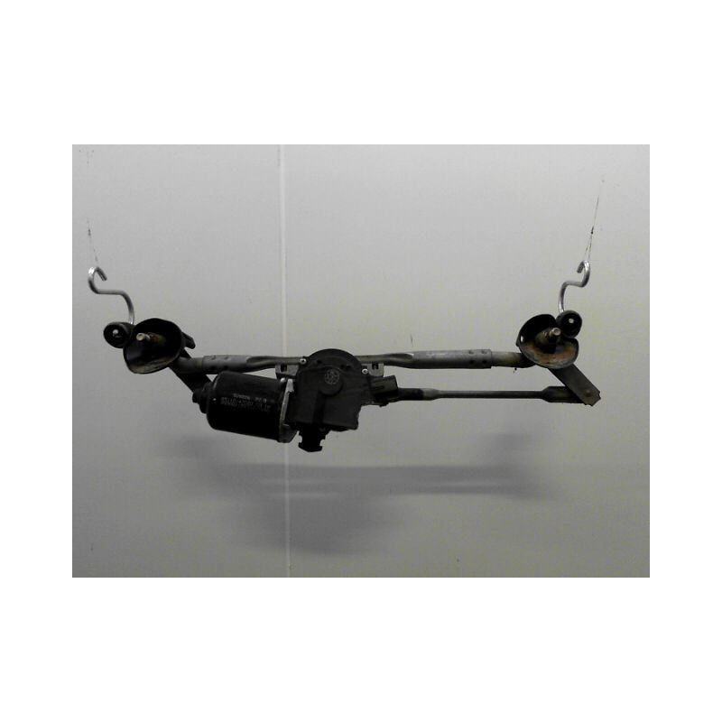 MOTEUR ESSUIE-GLACE AVANT TOYOTA PRIUS