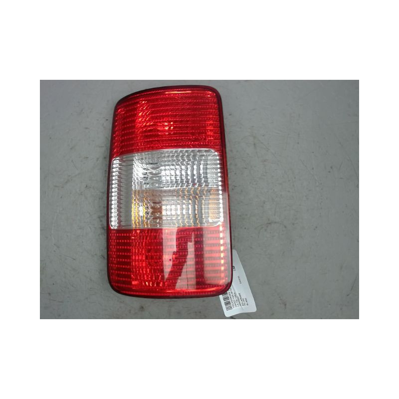 FEU ARRIERE GAUCHE  VOLKSWAGEN CADDY VAN 2004-