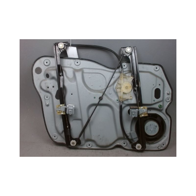 MECANISME+MOTEUR LEVE-GLACE AVANT DROIT VOLKSWAGEN CADDY VAN 2004-