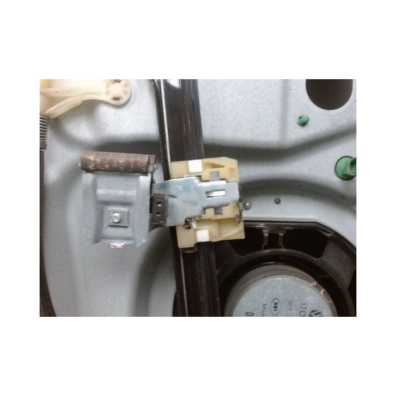 MECANISME+MOTEUR LEVE-GLACE AVANT DROIT VOLKSWAGEN CADDY VAN 2004-