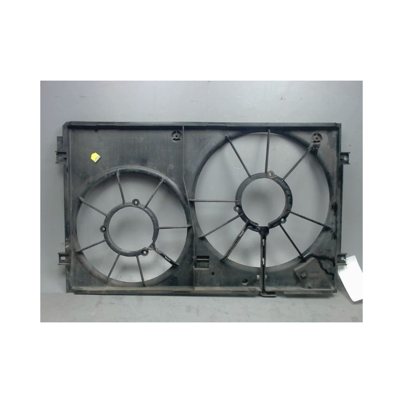 SUPPORT DE VENTILATEUR VOLKSWAGEN CADDY VAN 2004-