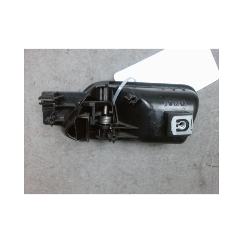 POIGNEE INTERIEURE PORTE AVANT DROIT VOLKSWAGEN CADDY VAN 2004-