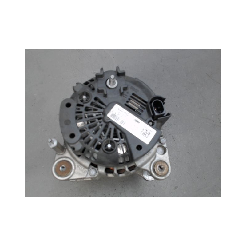 ALTERNATEUR VOLKSWAGEN PASSAT