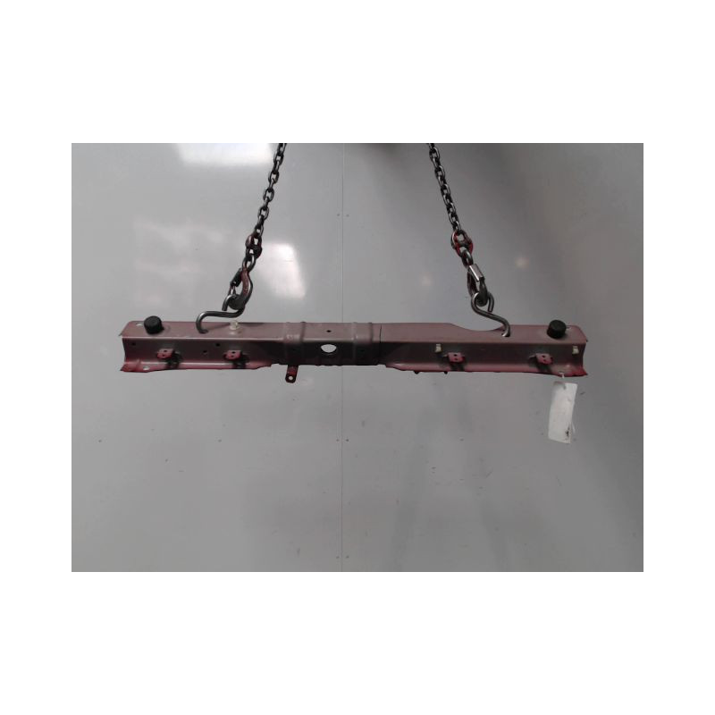 TRAVERSE SUPERIEURE ARMATURE AVANT MITSUBISHI SPACESTAR
