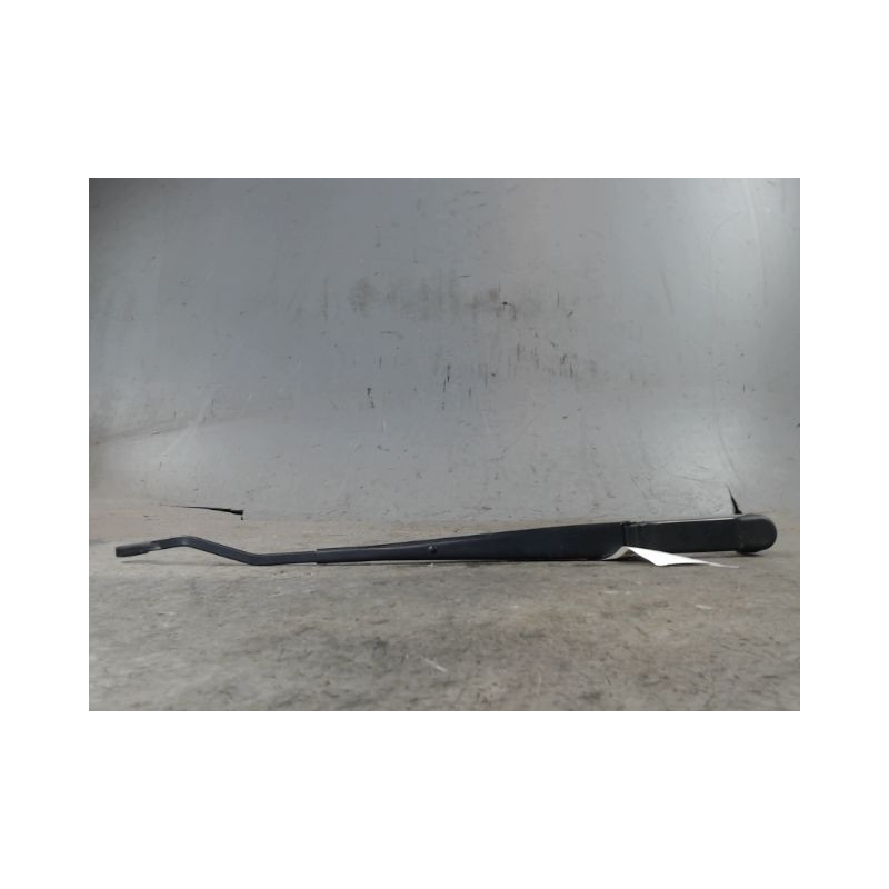 BRAS ESSUIE-GLACE AVANT GAUCHE MITSUBISHI SPACESTAR