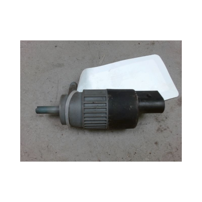 POMPE LAVE-GLACE AVANT TOYOTA VERSO