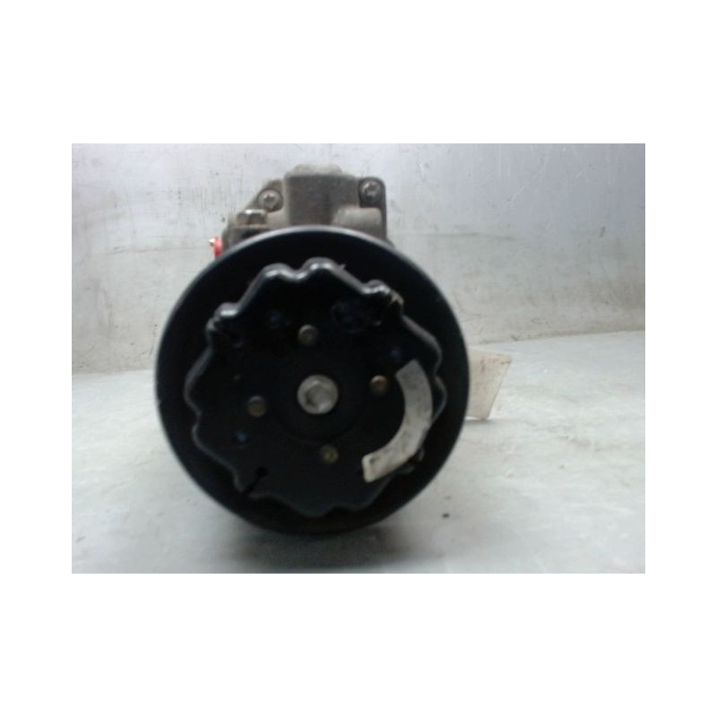 COMPRESSEUR AIR CONDITIONNE MERCEDES CLASSE A 2001 -