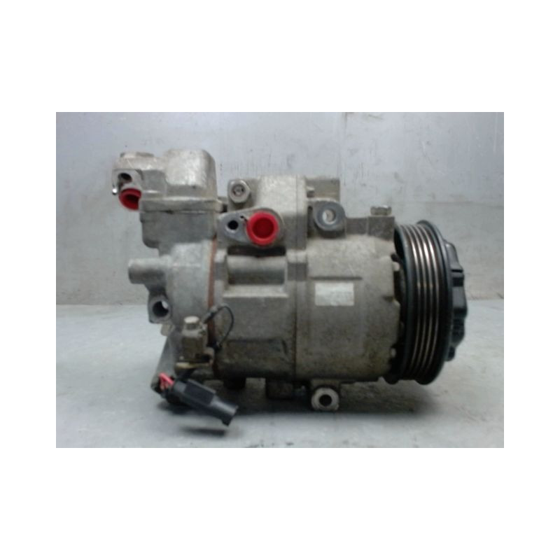 COMPRESSEUR AIR CONDITIONNE MERCEDES CLASSE A 2001 -
