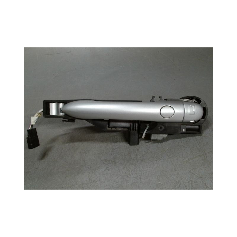 POIGNEE EXTERIEURE PORTE AVANT GAUCHE RENAULT LAGUNA III 2007-