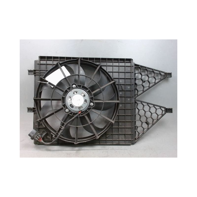 SUPPORT DE VENTILATEUR VOLKSWAGEN POLO