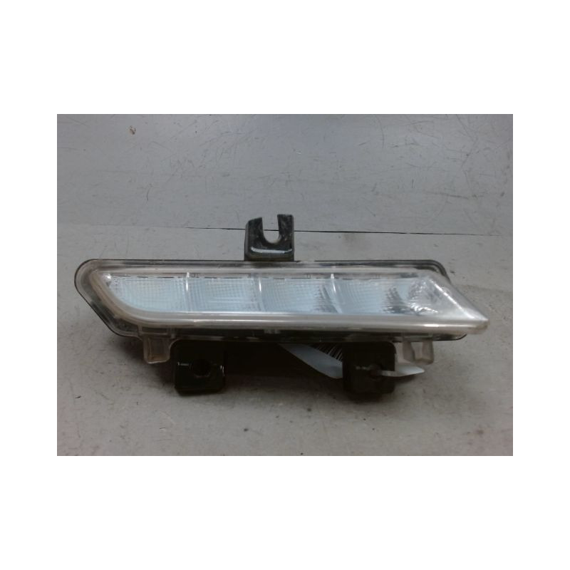 FEUX POSITION DROIT RENAULT CLIO