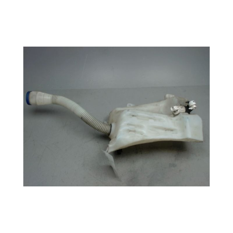 RESERVOIR LAVE-GLACE AVANT CITROEN C4
