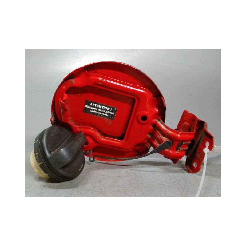 VOLET DE TRAPPE CARBURANT TOYOTA YARIS