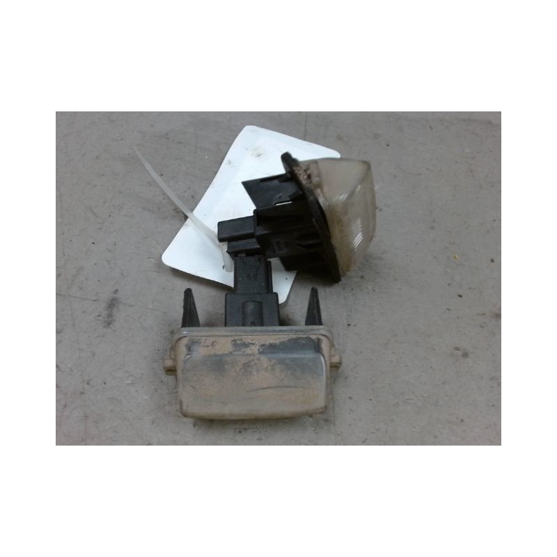 ECLAIREUR PLAQUE DE POLICE TOYOTA YARIS