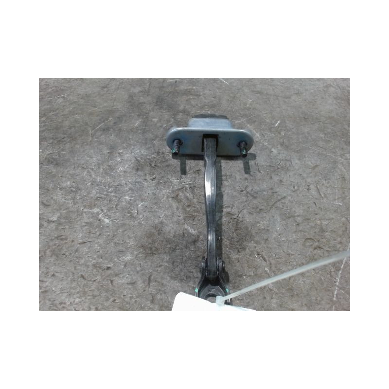 TIRANT PORTE AVANT DROIT DACIA SPRING