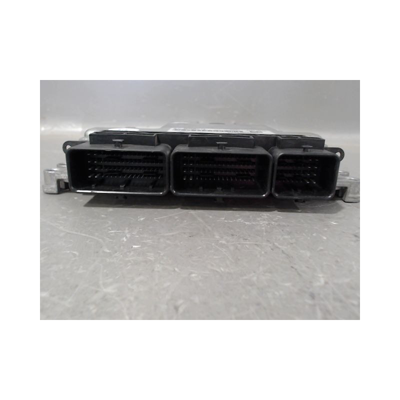 CALCULATEUR MOTEUR RENAULT CLIO IV