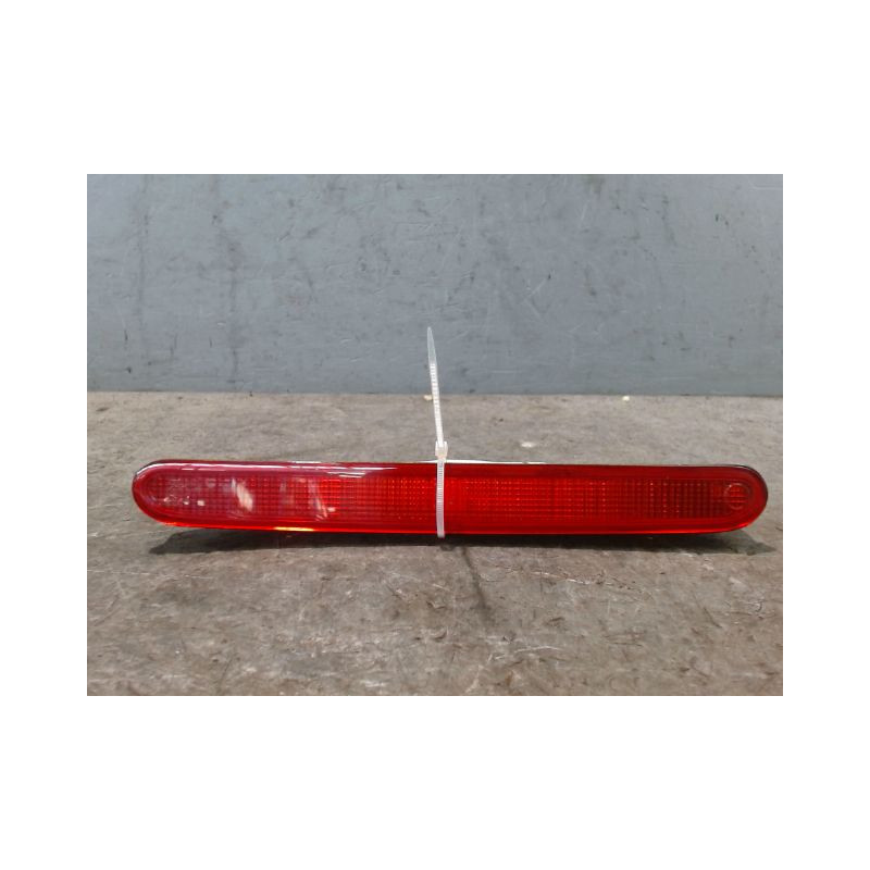 FEUX STOP SUPPLEMENTAIRE CITROEN BERLINGO FOURGON 2008-